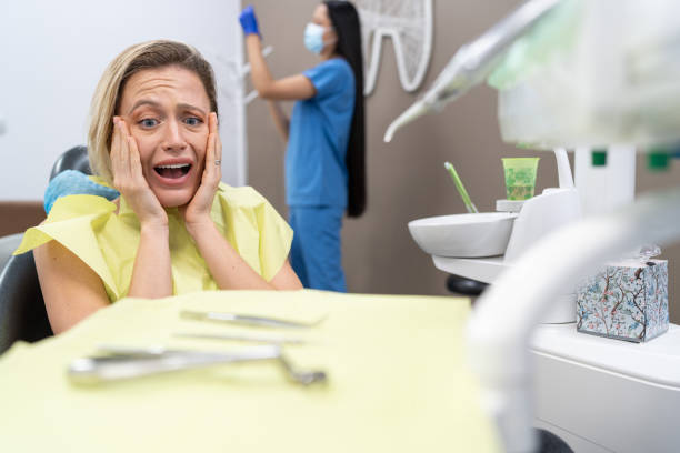 Best Emergency Tooth Extraction in Mena, AR